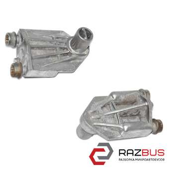 Кронштейн кріплення радіатора нижній VOLKSWAGEN TOUAREG 10-18 (ФОЛЬКСВАГЕН ТУАРЕ OPEL VIVARO 2001-2014г