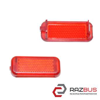 Катафот двери (в карте) AUDI Q3 2011-2018