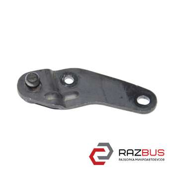 Кронштейн амортизатора кришки багажника правий VOLKSWAGEN TOUAREG 10-18 (ФОЛЬКСВ VOLKSWAGEN PASSAT B5 1997-2005