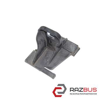 Кронштейн крепления переднего бампера правый AUDI Q3 2011-2018