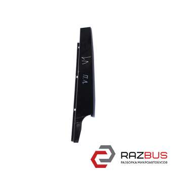 Накладка двери передней левой AUDI Q5 2008-2017