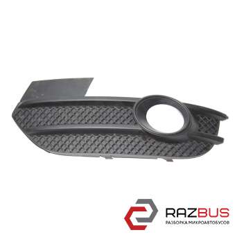 Решетка переднего бампера левая -15 AUDI Q3 2011-2018