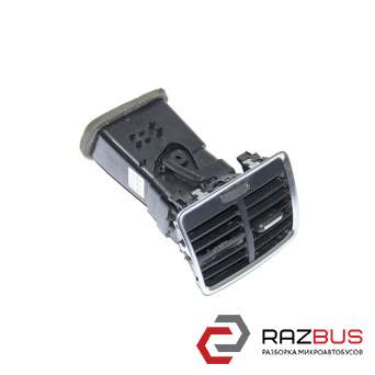 Задній дефлектор повітря (дефектний) AUDI Q3 2011-2018 AUDI Q3 2011-2018