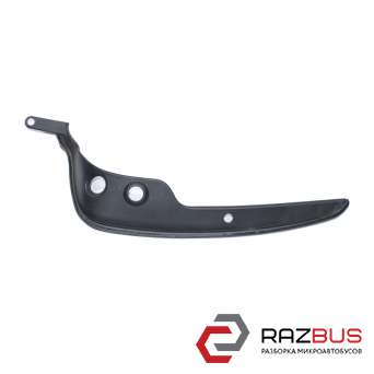 Накладка крышки багажника правая