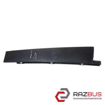 Накладка двері задньої правої (передньої) VOLKSWAGEN TOUAREG 10-18 (ФОЛЬКСВАГЕН RENAULT SCENIC 2003-2009