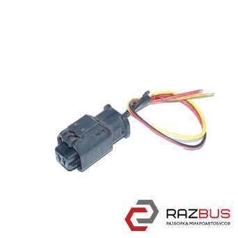 Фішка, гніздо моторчика бачка омивача 2 піна PEUGEOT 5008 09-16 (ПЕЖО 5008) PEUGEOT 5008 2009-2016 PEUGEOT 5008 2009-2016