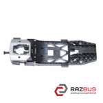 Кронштейн ручки зовнішньої передньої лівої VOLKSWAGEN TOUAREG 10-18 (ФОЛЬКСВАГЕН VOLKSWAGEN CADDY III 2004-2015г